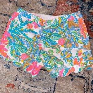 Lily Pulitzer buttercup shorts with neon coral design size 8